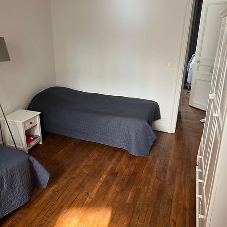 Appartement Paris - Etoile - rue des Acacias Extérieur photo